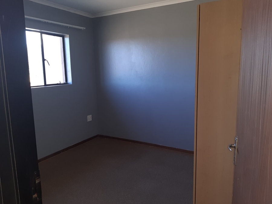 To Let 1 Bedroom Property for Rent in West Park Free State